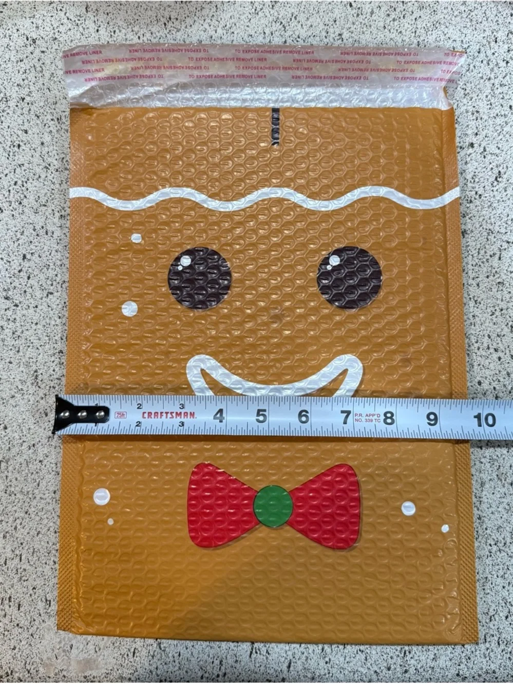10 Pack of Gingerbread Smile 10 x 13 Holiday Bubble Mailers